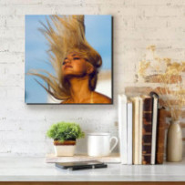 Szőke fürtök - négyzet