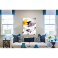 Sárga és pasztel lila lakk...